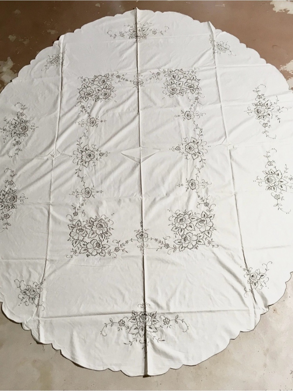 Vintage Floral Embroidery & Cut work Tablecloth 84" by 66" Set